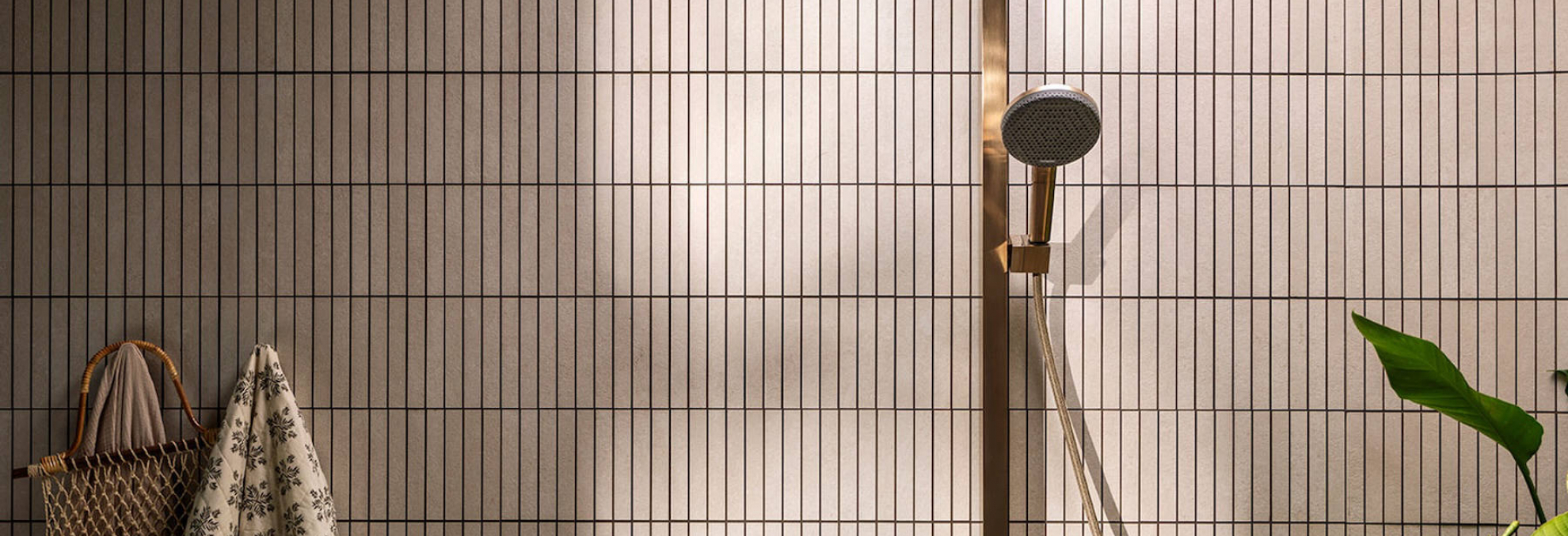 Sprcha Raindance Alive od Hansgrohe v koupelně