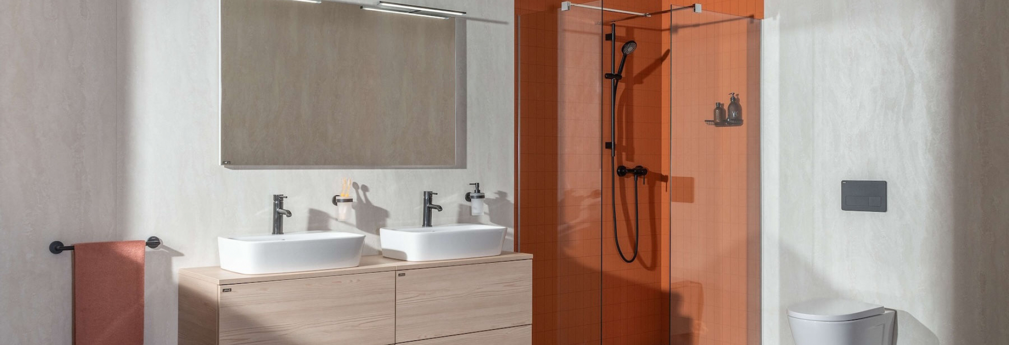 Koupelna se sanitární keramikou JIKA Lyra Plus