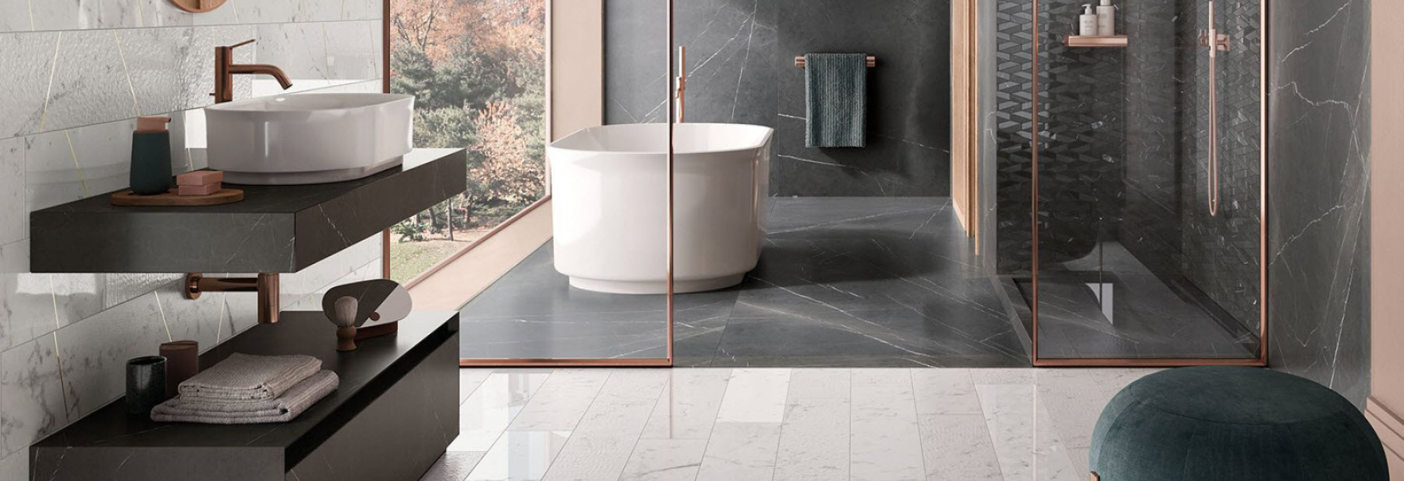 Interiér s obkladem a dlažbou v designu mramoru Lux Experience