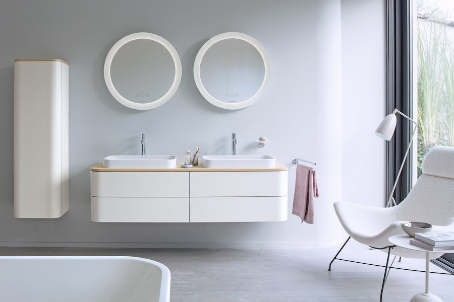 Moderní koupelna se sanitární keramikou a nábytkem Happy D.2 Plus