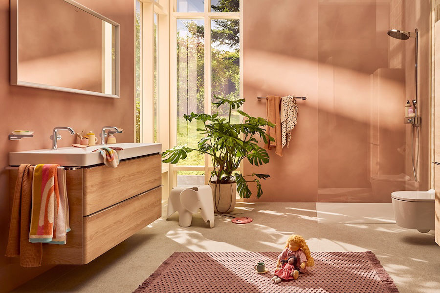 Koupelna s dvojumyvadlem a koupelnovým nábytkem Xelu Q od Hansgrohe