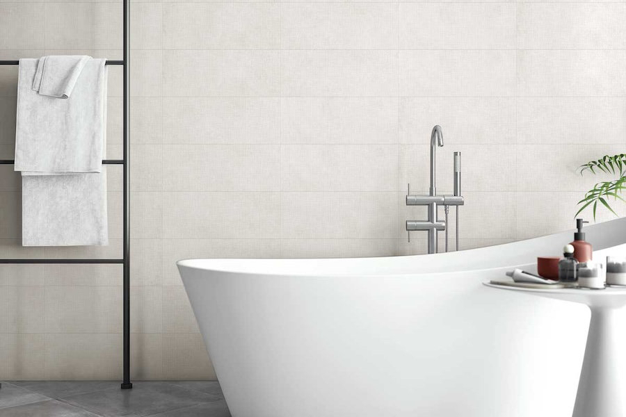 Koupelna s keramickým obkladem Soho Wall od Ermes Aurelia