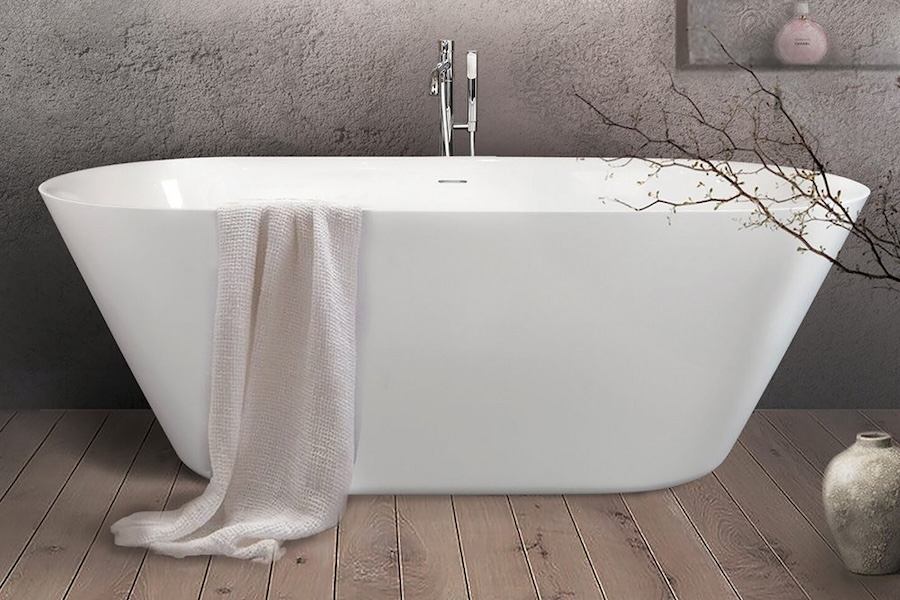 Volně stojící vany z litého mramoru od značky Roth