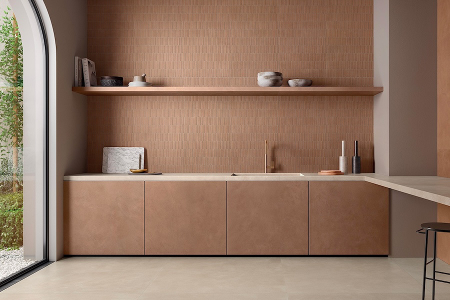 Kuchyně v zemitých tónech se sérií Terre od Italgraniti