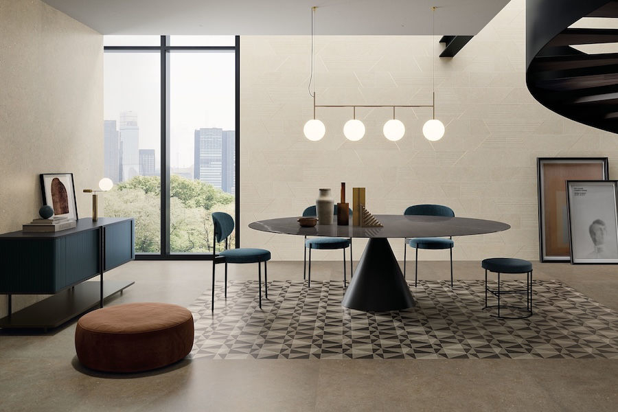 Interiér s dlažbou a obkladem Silver Grain & Ceppo Di Gré od Italgraniti