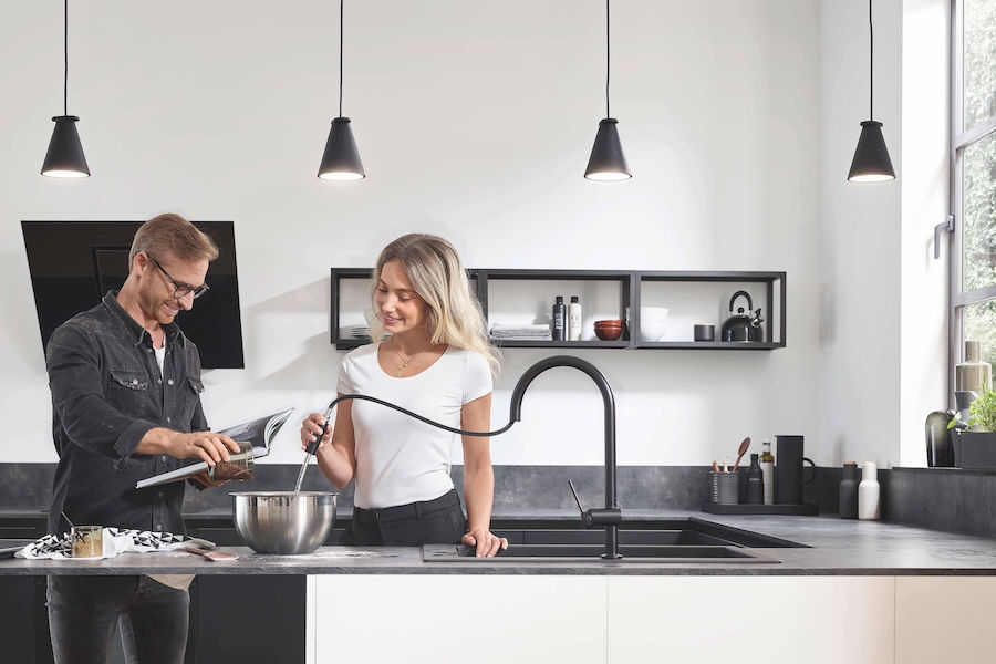 Dřez s kuchyňskou vodovodní baterií Hansgrohe Talis M54