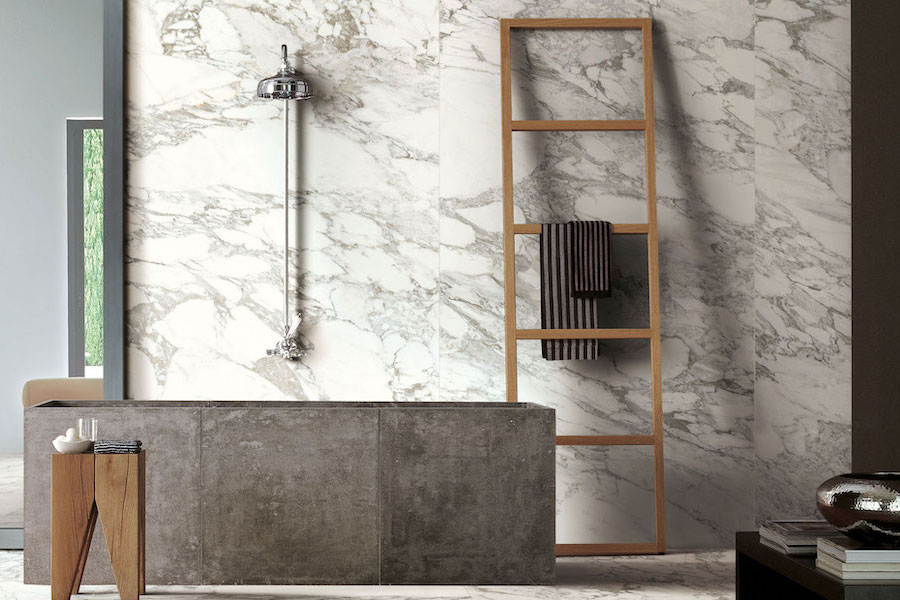 Koupelna z velkoformátové dlažby Stones & More 2.0