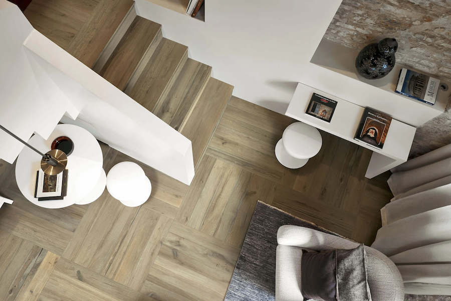 Série Planches de Rex v moderním interiéru