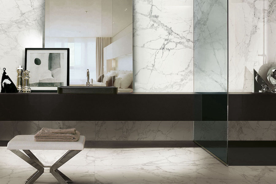 Koupelna s keramickým obkladem a dlažbou Prexious of Rex