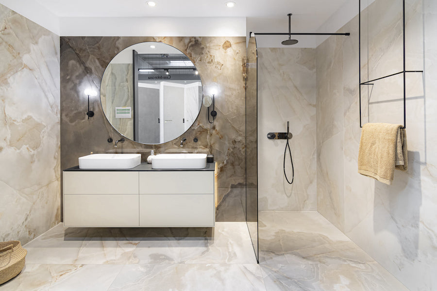 Prezentační kóje z keramické dlažby Rêves de Rex