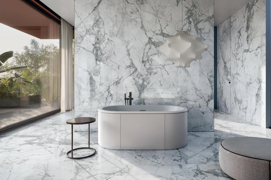 Obklad a dlažba v designu mramoru Charm Experience v koupelně