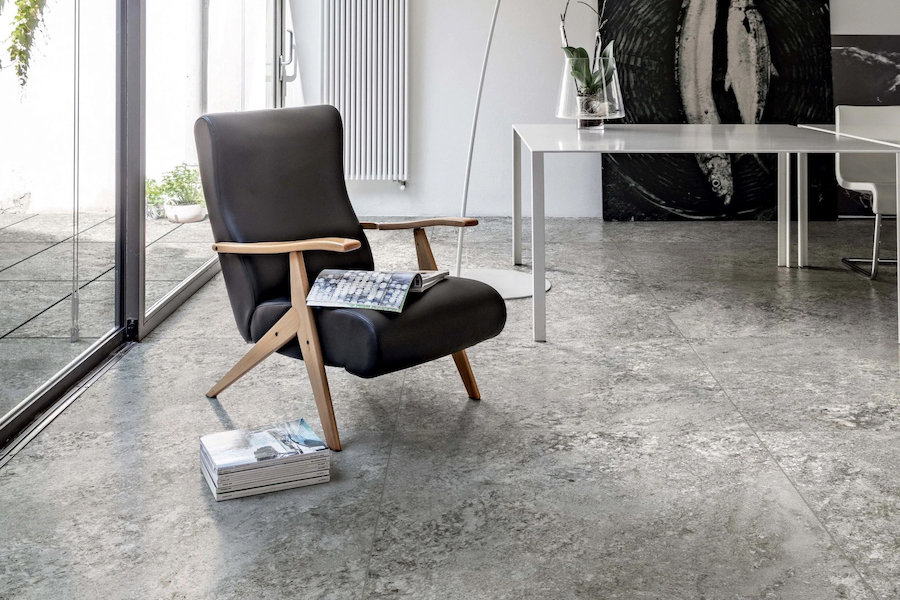 Interiér ze série Plimatech, která se inspirovala žulou zvanou Plima