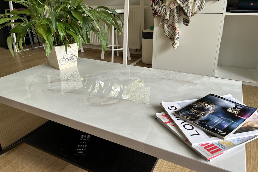 Konferenční stůl na zakázku vyrobený v TechnoArt