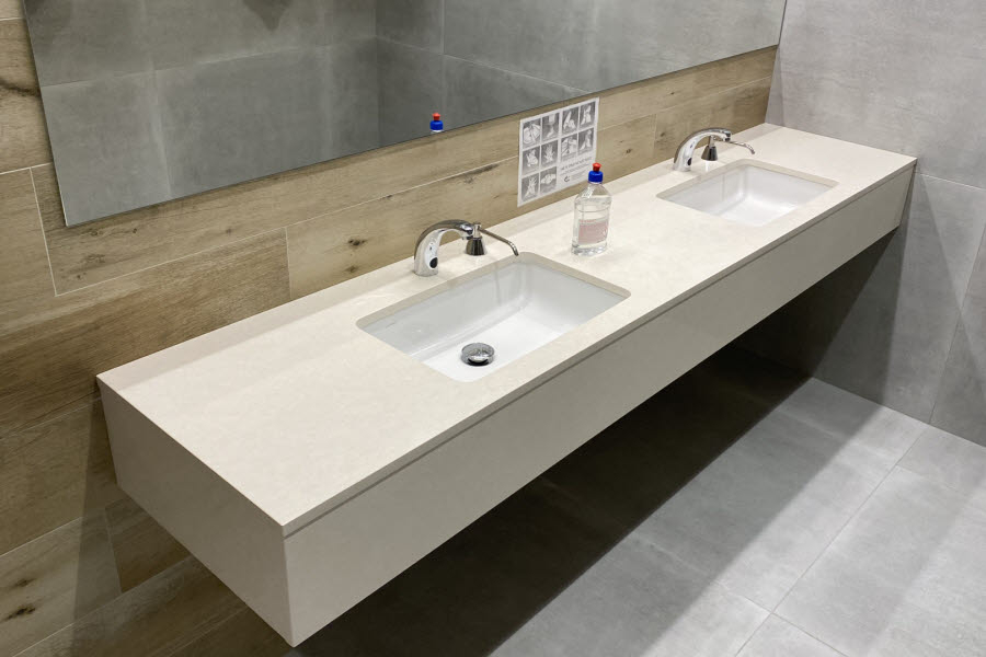 Umyvadlová deska v Restauraci na Spilce