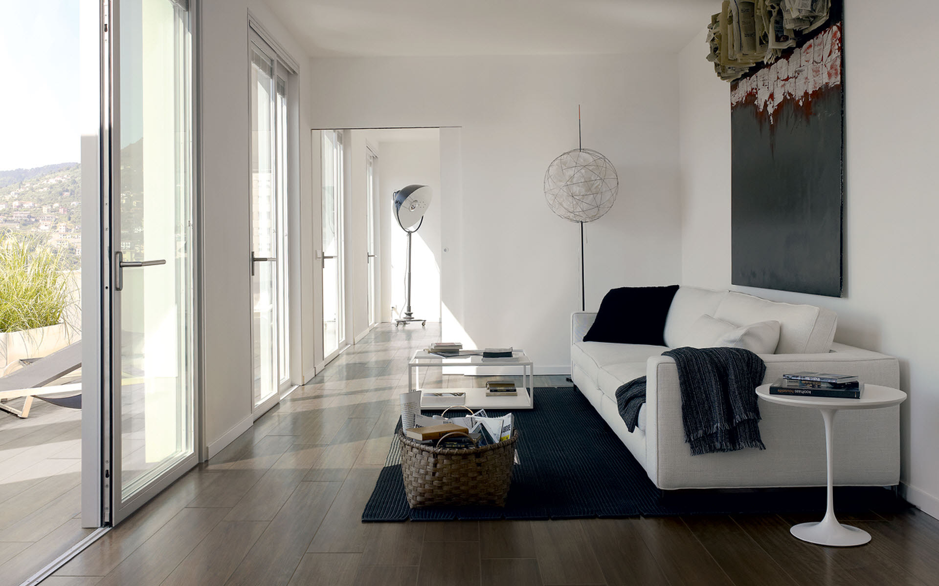 Moderní obývací pokoj s keramickou dlažbou E-wood v designu black